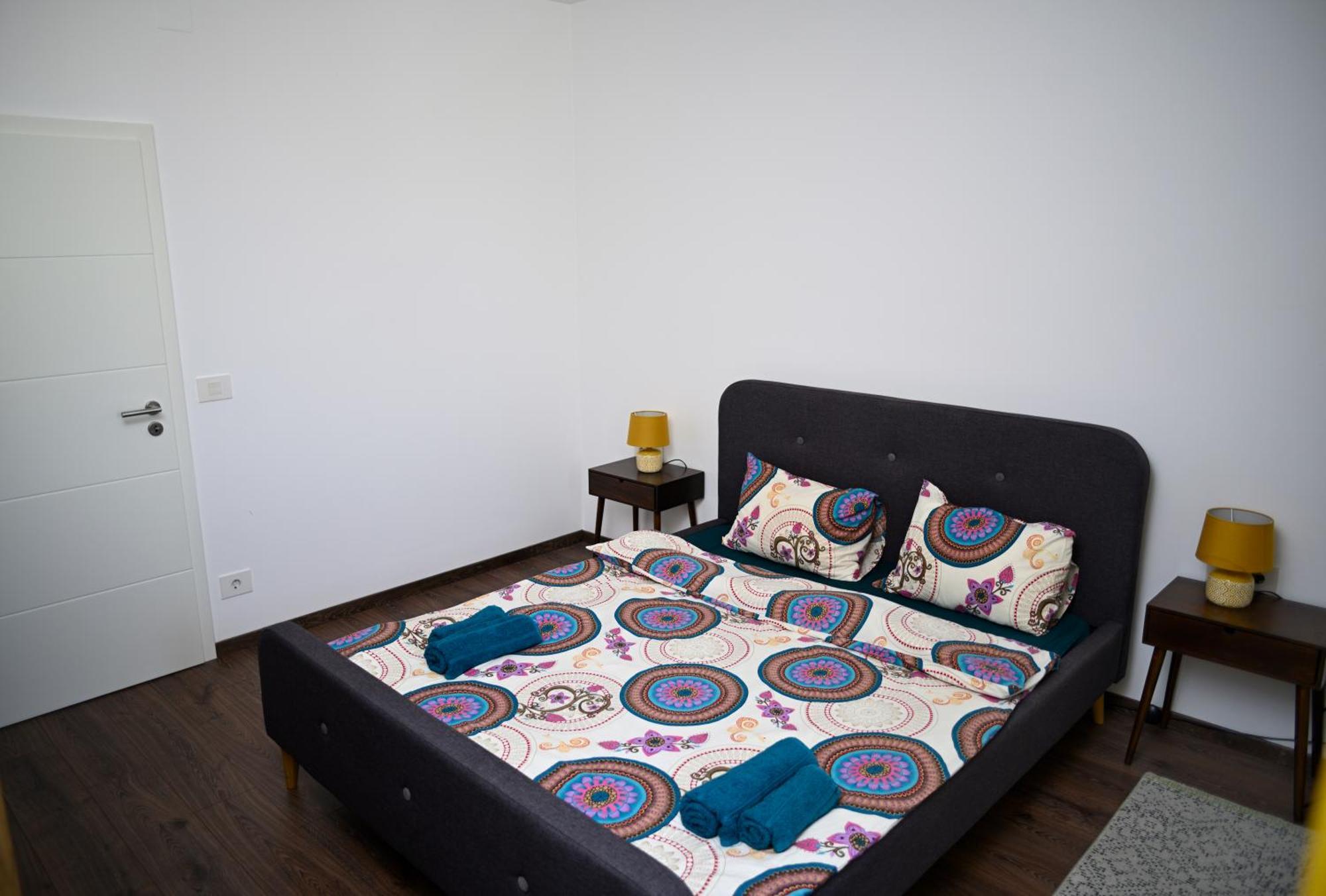 Mirvana Apartments Metheor Executive Suite Timişoara Eksteriør bilde