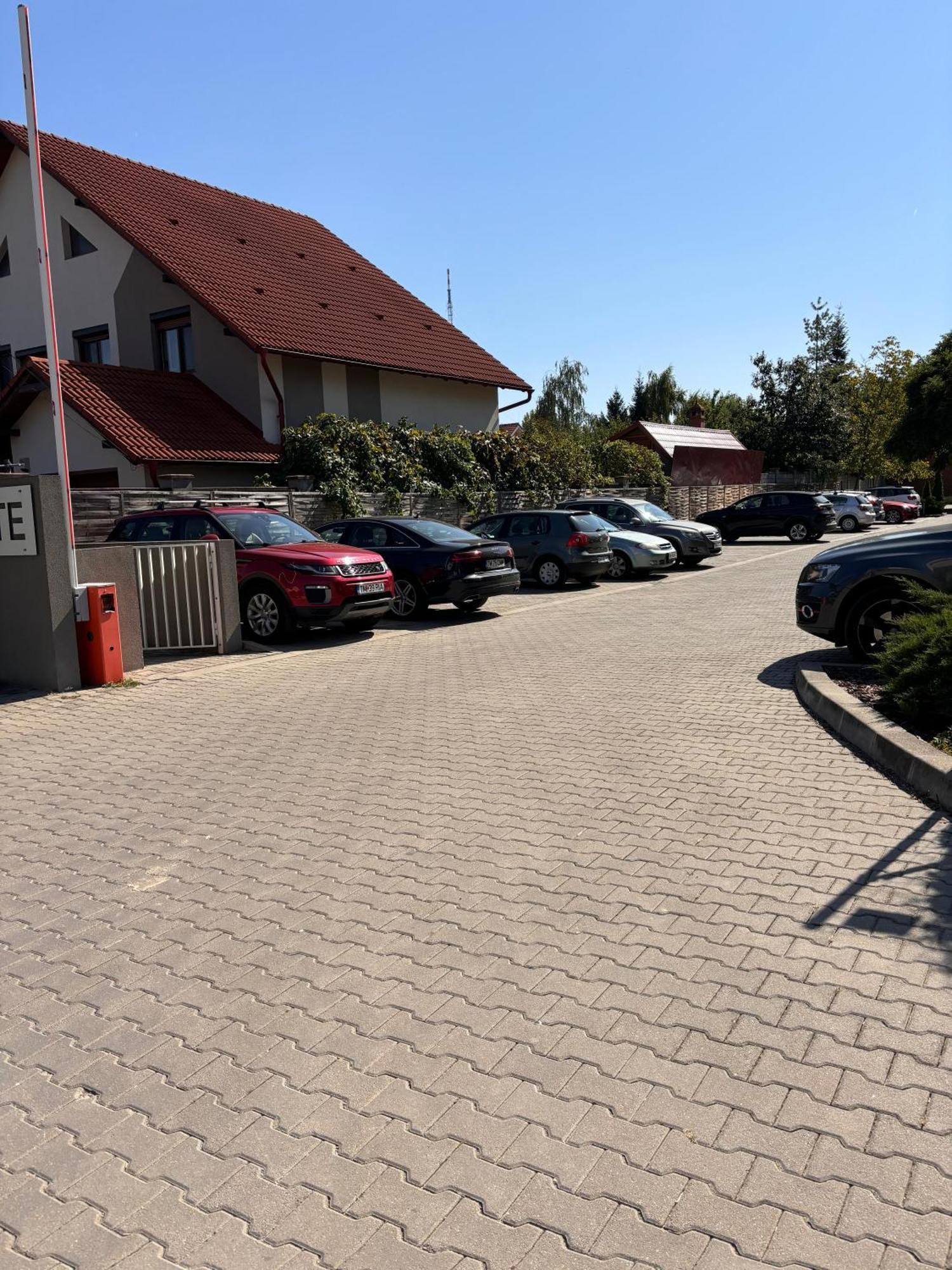 Mirvana Apartments Metheor Executive Suite Timişoara Eksteriør bilde